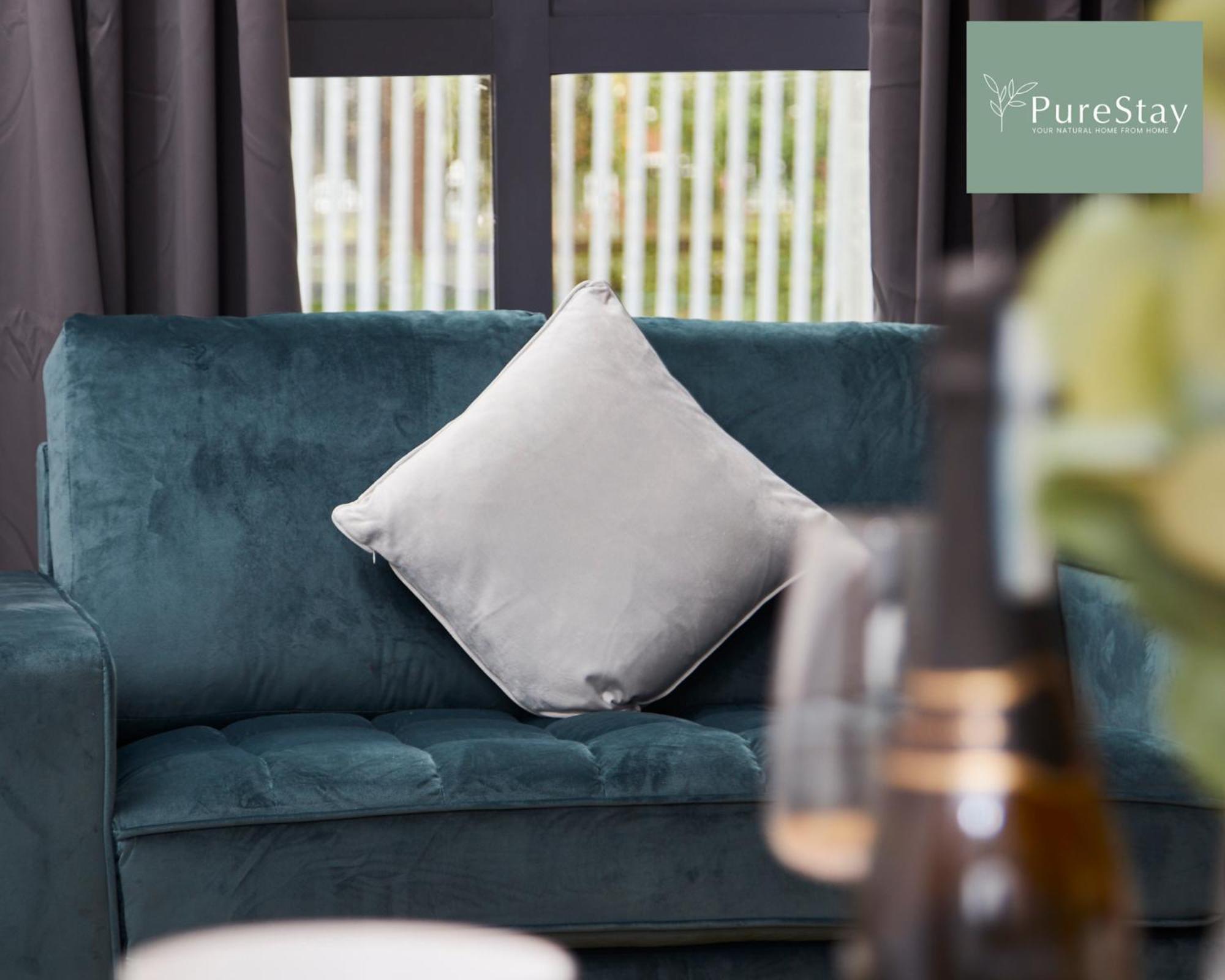 Stunning 5 Bed Manchester House With Parking By Purestay Short Lets & Serviced Accommodation Exteriör bild
