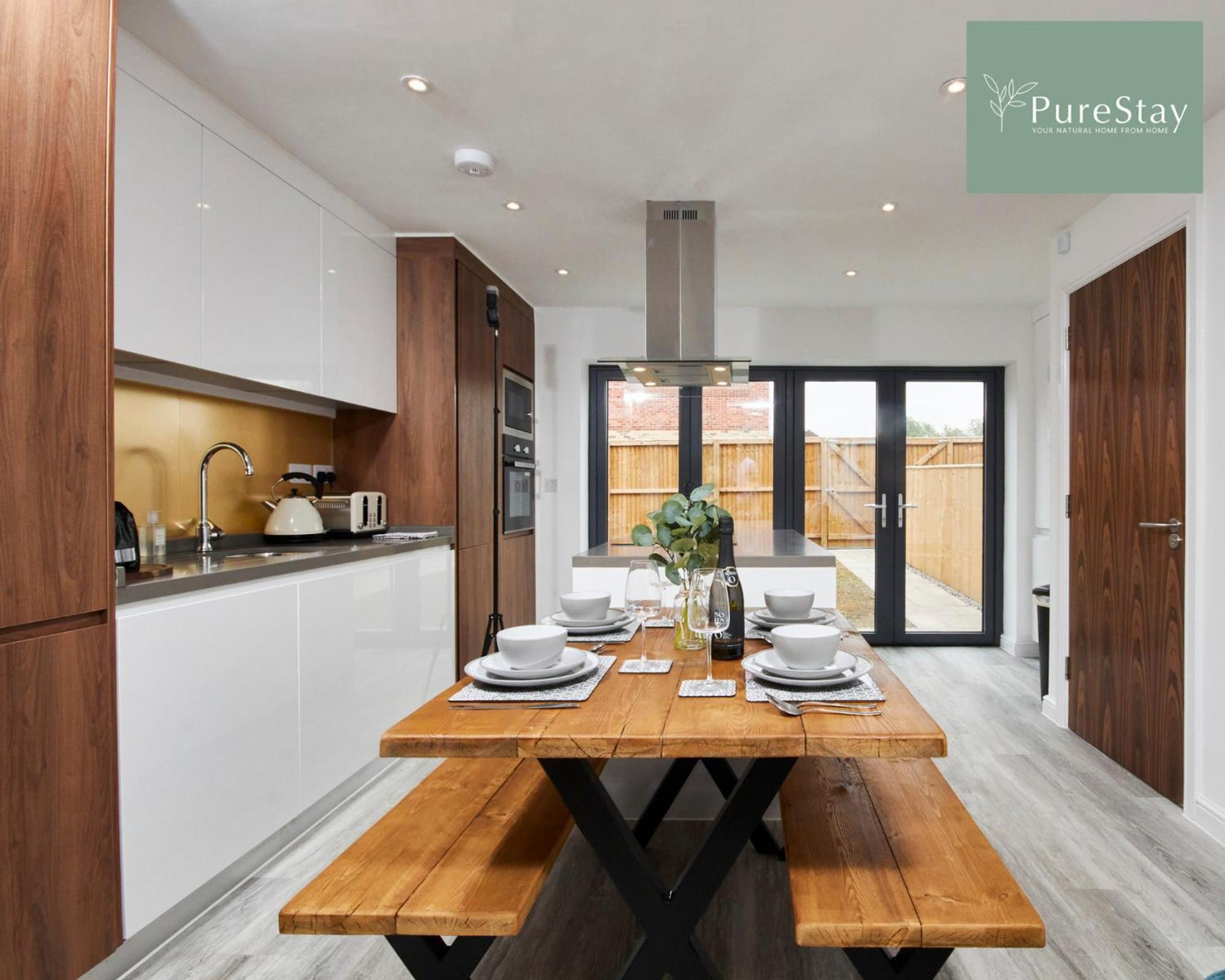 Stunning 5 Bed Manchester House With Parking By Purestay Short Lets & Serviced Accommodation Exteriör bild