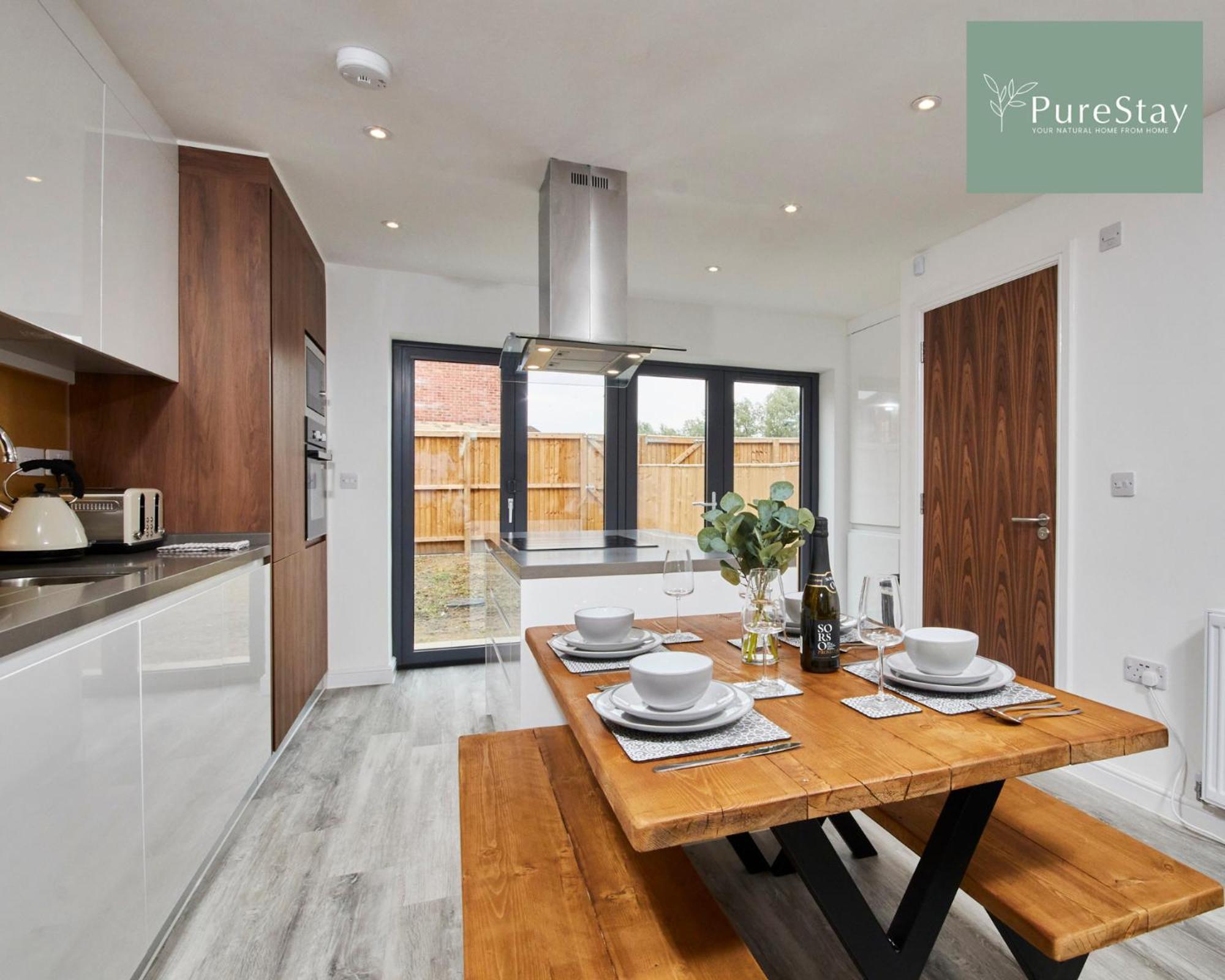 Stunning 5 Bed Manchester House With Parking By Purestay Short Lets & Serviced Accommodation Exteriör bild