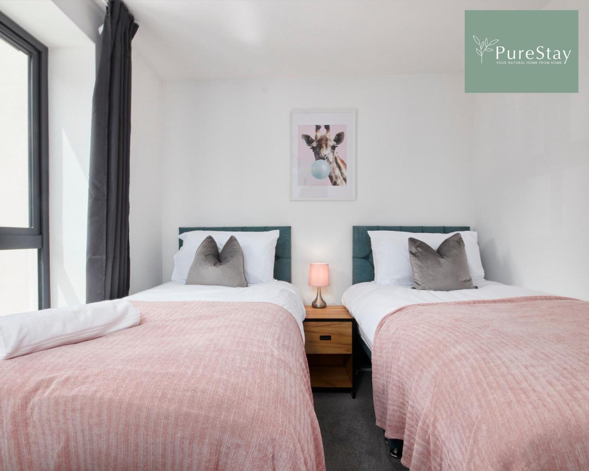 Stunning 5 Bed Manchester House With Parking By Purestay Short Lets & Serviced Accommodation Exteriör bild
