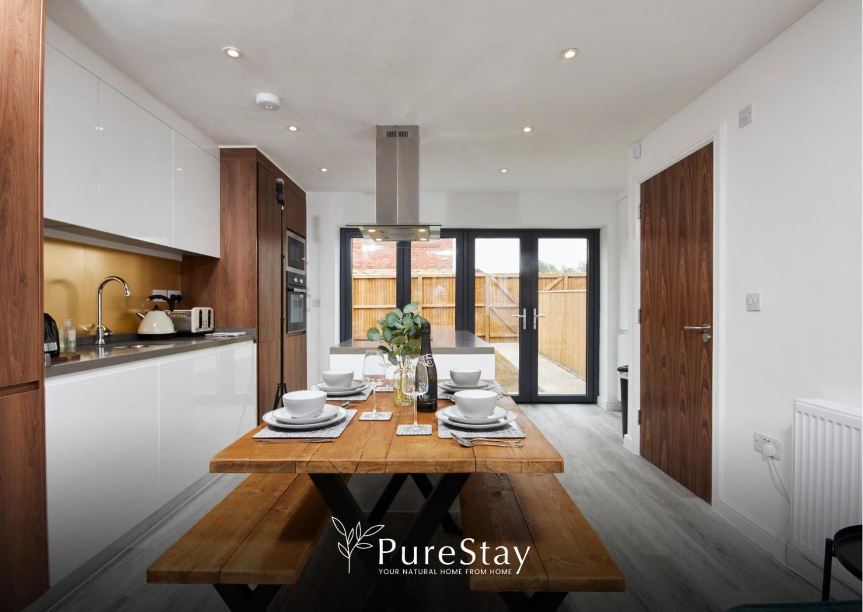 Stunning 5 Bed Manchester House With Parking By Purestay Short Lets & Serviced Accommodation Exteriör bild