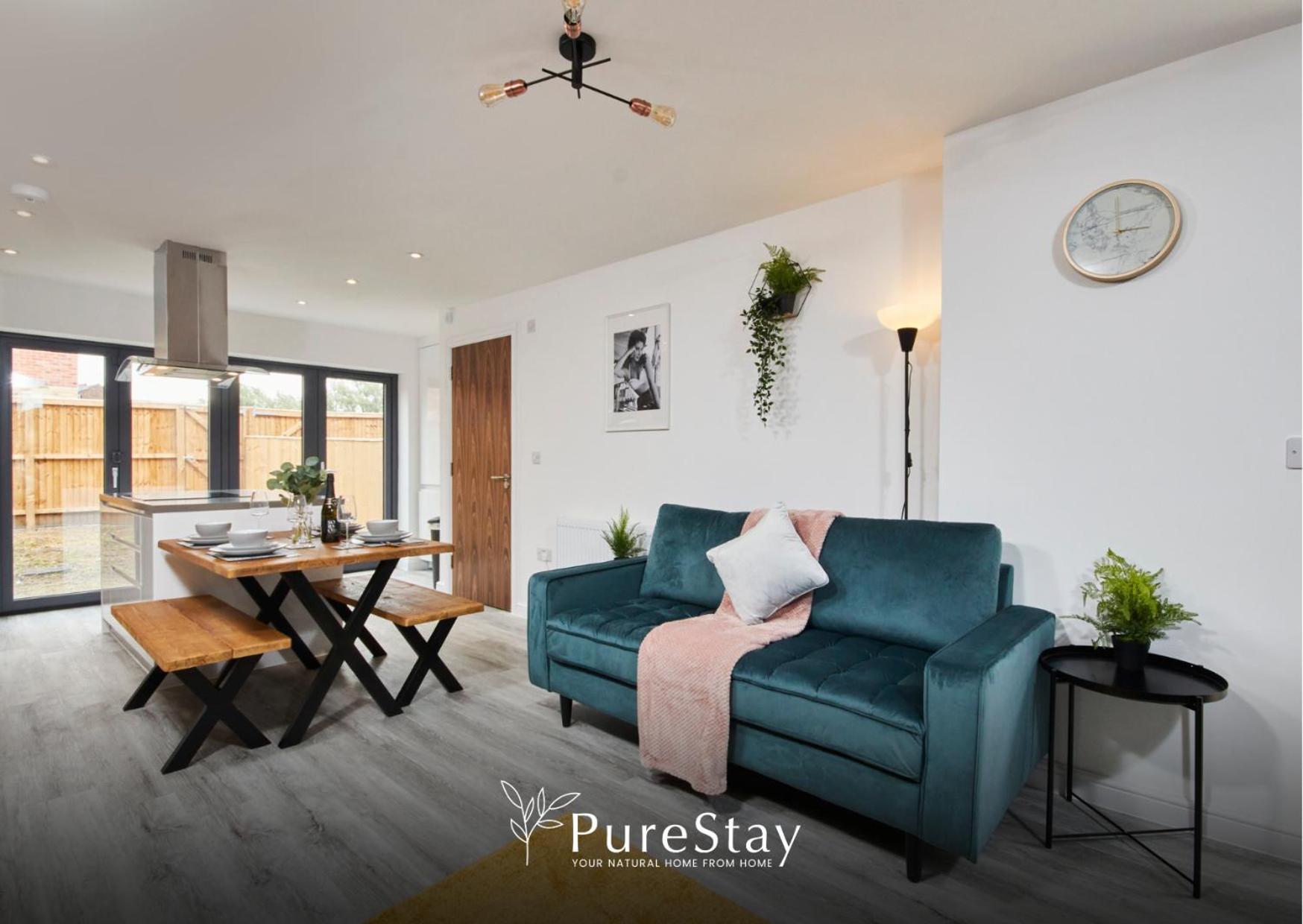 Stunning 5 Bed Manchester House With Parking By Purestay Short Lets & Serviced Accommodation Exteriör bild